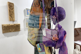 Казанлък - изложба - „Женското начало“