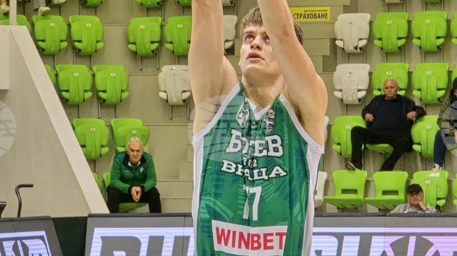 Капитана на Ботев 2012 Георги Герганов отива да играе в САЩ 