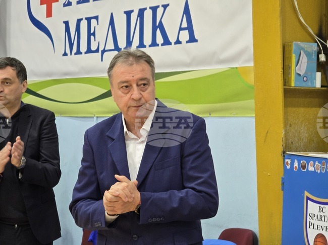 Радвам се, че отборът показа добра енергия, каза след победата над Рилски спортист треньорът на баскетболния Спартак Плевен Желко Лукаич