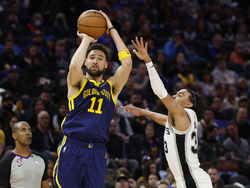 Spurs Warriors Basketball