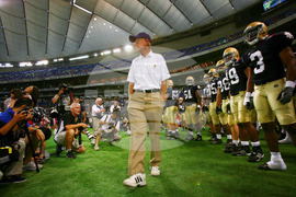 Obit Holtz Football