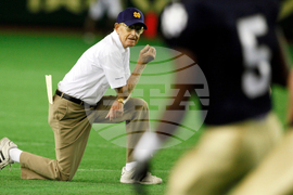 Obit Holtz Football
