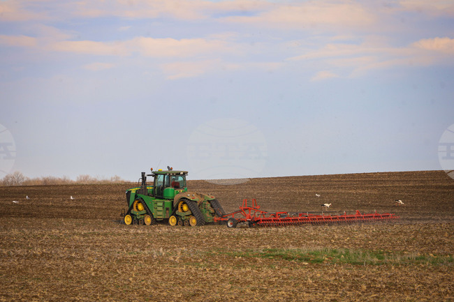 Държавен фонд "Земеделие" удължава крайния срок за прием на допълнителни документи по директните плащания