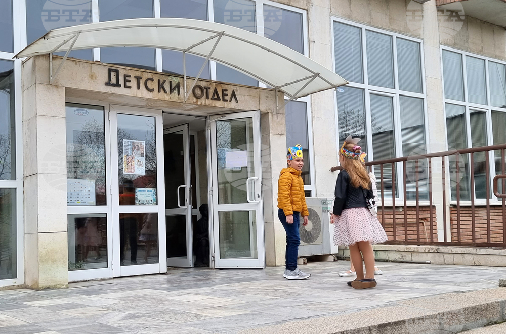 Регионалната библиотека в Шумен за поредна година организира детска работилница за изкуство