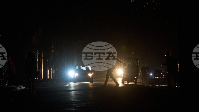 Куба обяви, че енергийната мрежа се е възстановила след големия срив