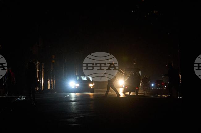 Куба обяви, че енергийната мрежа се е възстановила след големия срив