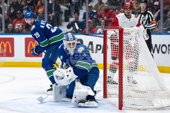 Hurricanes Canucks Hockey