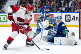 Hurricanes Canucks Hockey