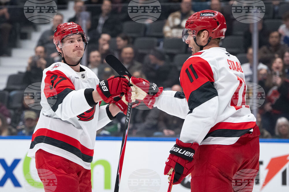 Hurricanes Canucks Hockey