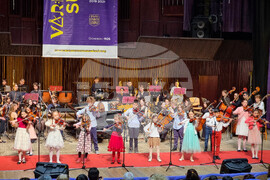 Варна - НУИ „Добри Христов" - пролетен концерт