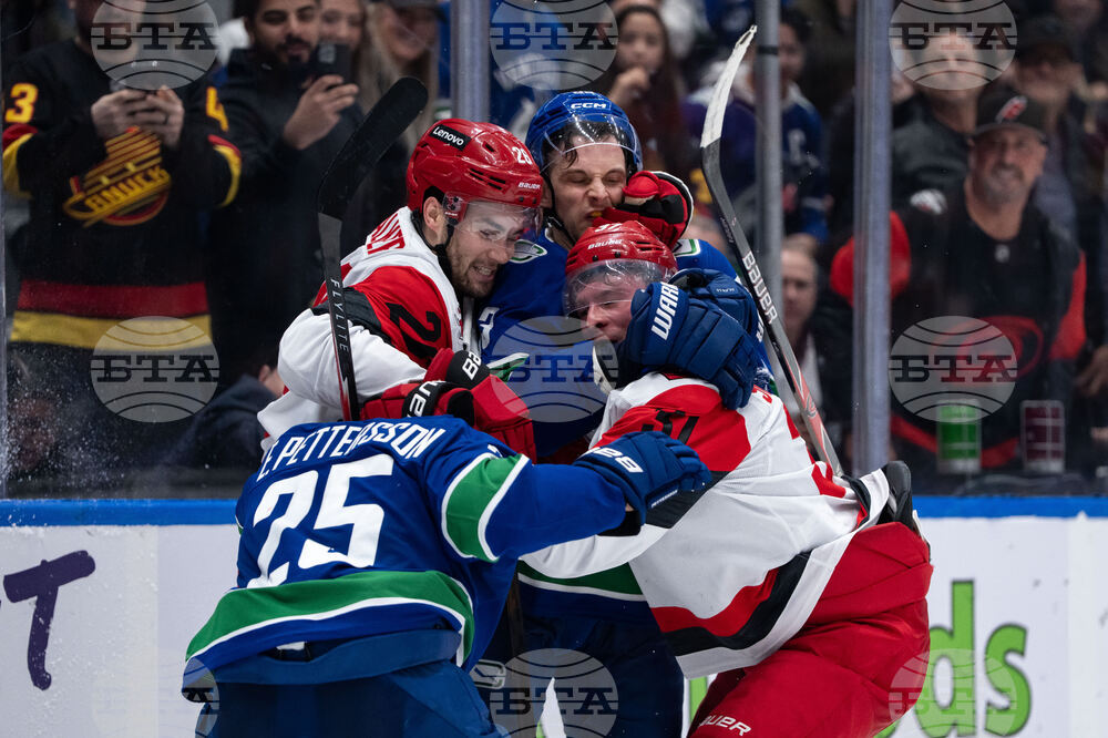 Hurricanes Canucks Hockey