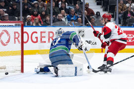Hurricanes Canucks Hockey
