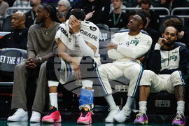 Hawks Bucks Basketball