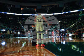 Hawks Bucks Basketball