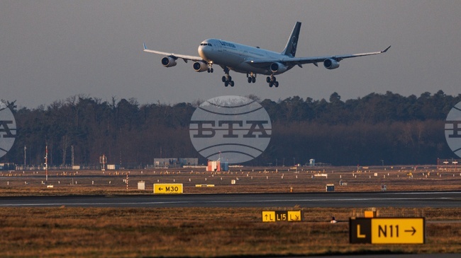 ЕС организира полети за връщането на европейски граждани от Близкия изток