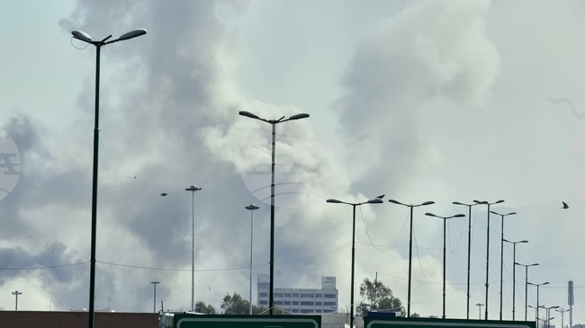 Ирански медии съобщават за щети по болници и по летището на Техеран, в града се чуват изключително силни взривове