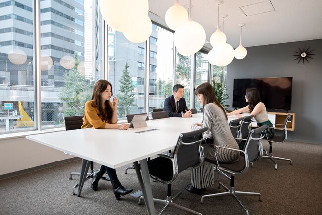 Според проучване 77 процента от жените във Великобритания не биха приели работа, която не предлага гъвкав модел