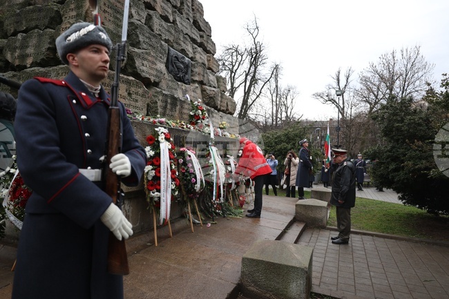 Докторски паметник - Български Червен кръст - поклонение