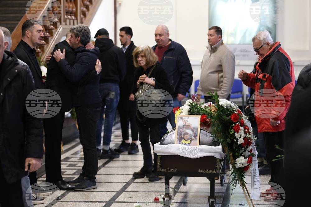 Георги Велинов - поклонение