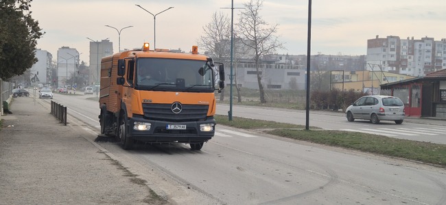 Започва механизирано почистване на улици в Търговище след зимния сезон 