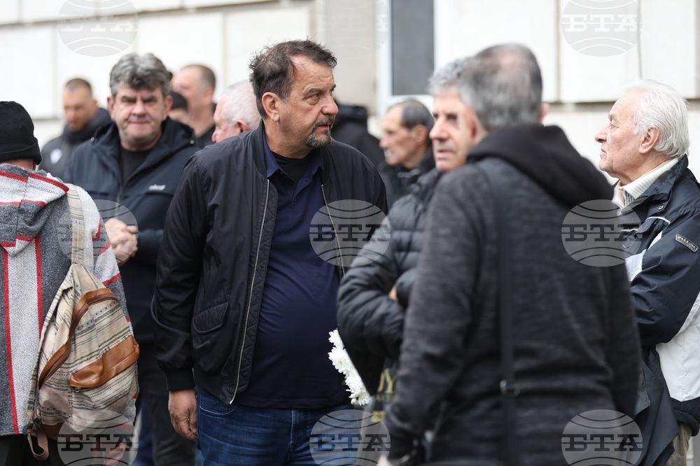 Георги Велинов - поклонение