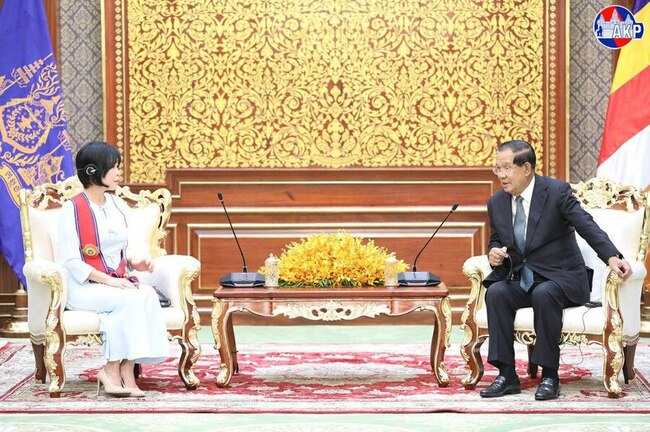 АКП: Стокообменът между Камбоджа и Сингапур да достигне 10 милиарда щатски долара, призова председателят на камбоджанския Сенат 