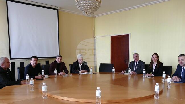 Служебният икономически министър увери ръководството на КТ „Подкрепа“, че ще има приемственост и ускорена работа по текущите задачи