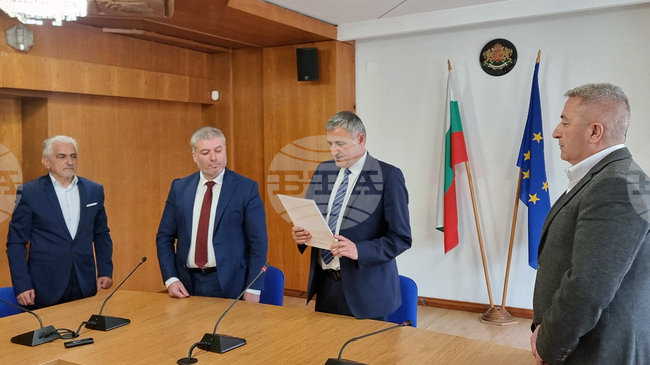 Областният управител на Смолян се срещна с районния мюфтия по повод предстоящия празник Рамазан Байрам