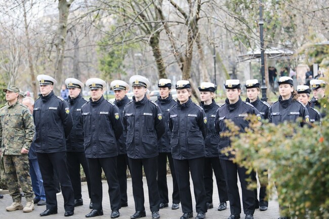 ВМА почете медиците, загинали за България