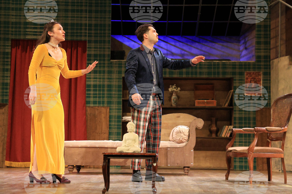 Русе - театър - "Комедия на тъмно" - премиера