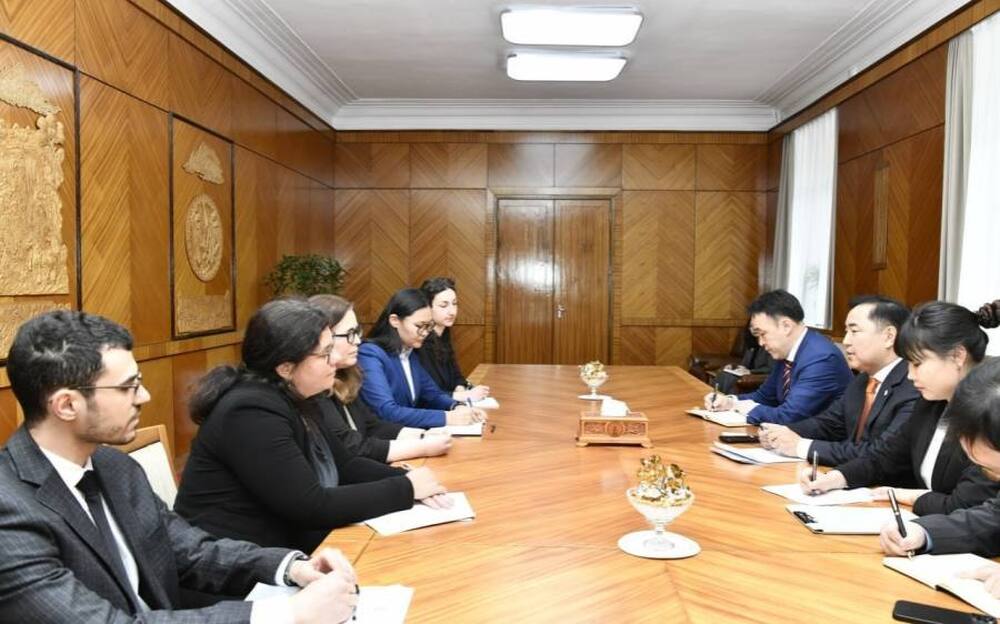 МОНЦАМЕ: Монголия и Франция ще задълбочат сътрудничеството си