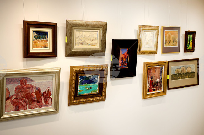 Селекция живописни миниатюри води пролетта в галерия „Нира арт“ във Варна