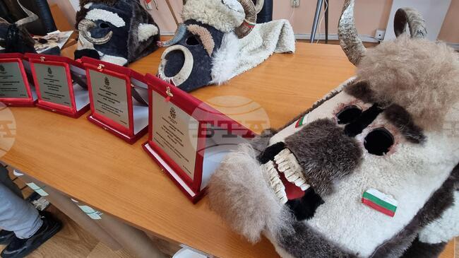 Кметът на Кюстендил връчи днес награди на победителите от тазгодишното издание на фестивала „Джамала“