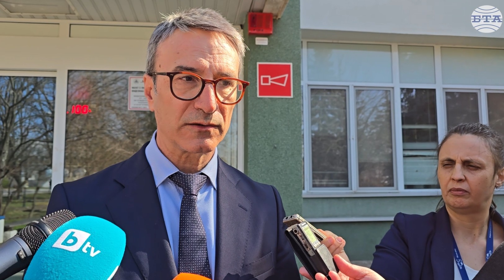 Доставчиците от Русия не са крайно надеждни като реакция, каза Трайчо Трайков по повод честите спирания на 6-и блок на АЕЦ "Козлодуй" заради дефект на мембрани