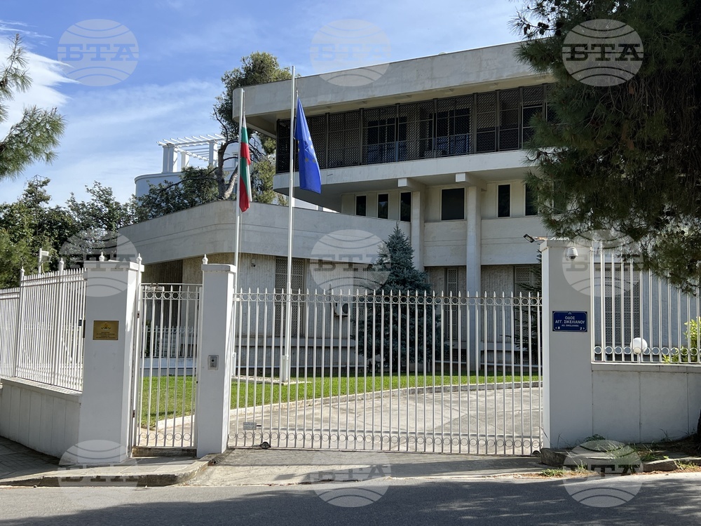 Трите секции за гласуване в посолството в Атина са подготвени за изборите