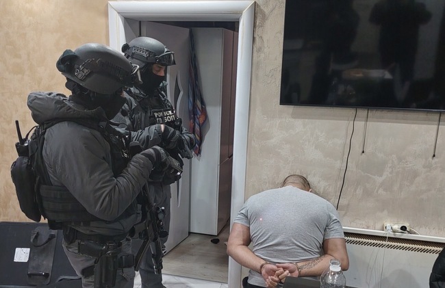 Прокуратурата е обвинила шестима души за трафик на хора 