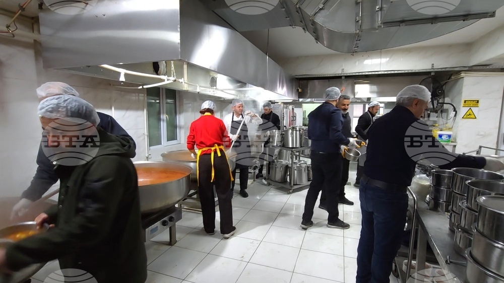 Турция - Червен полумесец - бежанска вълна