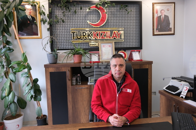 Червеният полумесец във Ван трябва да осигури храна при бежанска вълна от Иран, обяви пред БТА окръжният директор на организацията