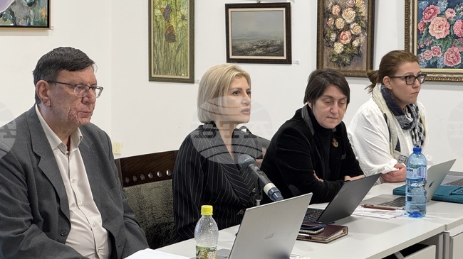 Розопроизводители, розопреработватели и експерти обсъдиха в Казанлък проблемите на сектора и необходимите законодателни промени 