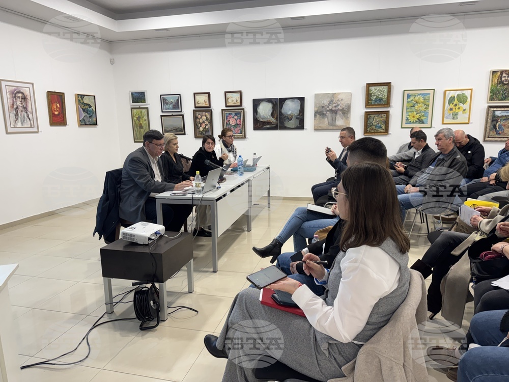 Казанлък - розопроизводители - среща