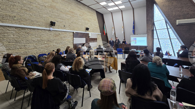 Трансграничните програми и подготовката за новия програмен период бяха във фокуса на среща в Благоевград