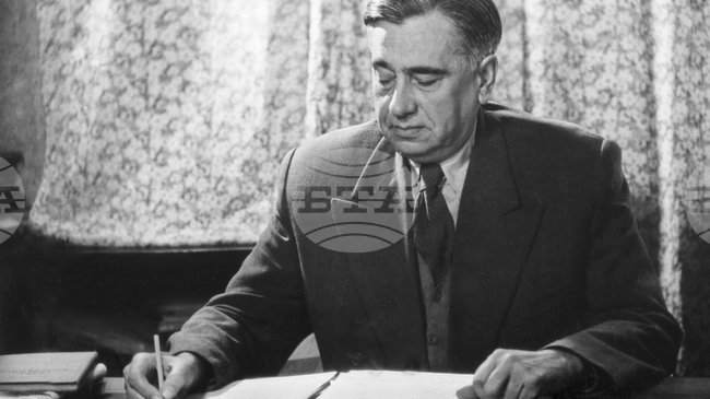 Честваме 130 години от рождението на световно признатия математик и български политик акад. Никола Обрешков