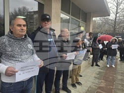 Петрич - Общинска администрация - протест на жители на село Старчево