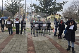 Петрич - Общинска администрация - протест на жители на село Старчево