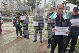 Петрич - Общинска администрация - протест на жители на село Старчево