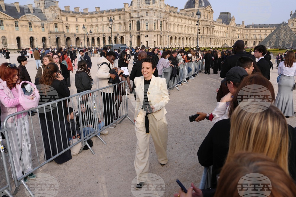 France Fashion Schiaparelli F/W 26/27 Arrival