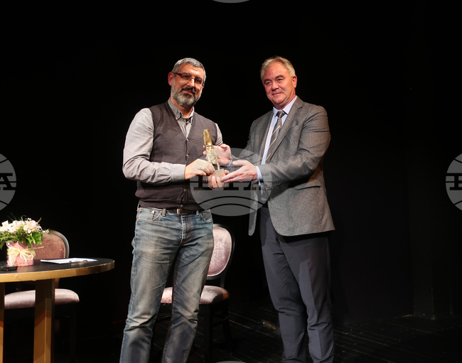 Плевен - театър - конкурс - награди