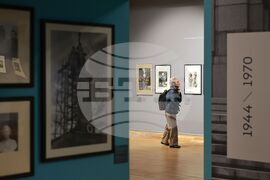 Софийска градска художествена галерия - Книжно издание „Повече от една снимка. История на българската фотография ХХ век“