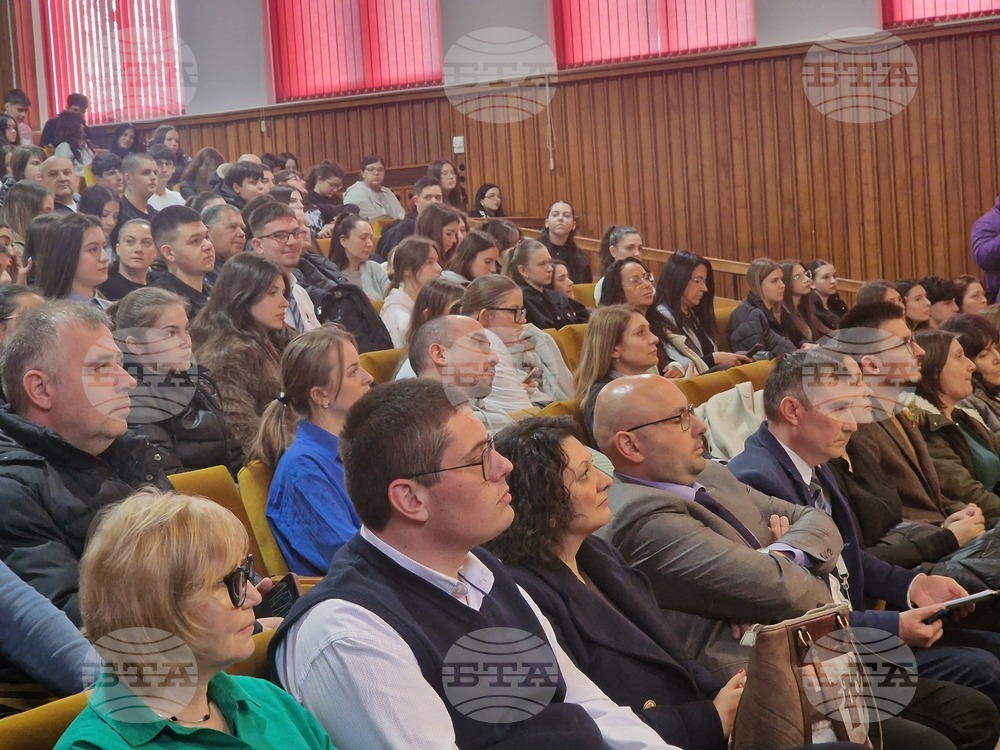 Разград - младежки дебат