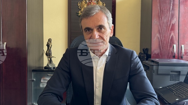 Разделното събиране е ключът към по-ниска такса смет при принципа „замърсителят плаща“, каза председателят на Общински съвет-Казанлък